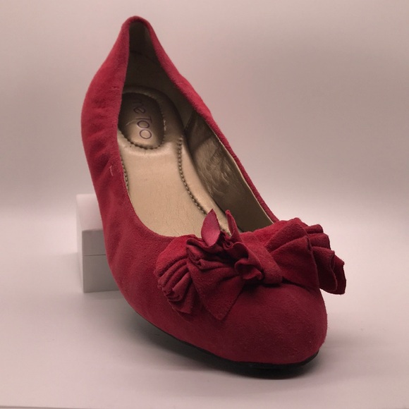 “Me Too” Women’s Slip On Wedge Shoes - Picture 2 of 11